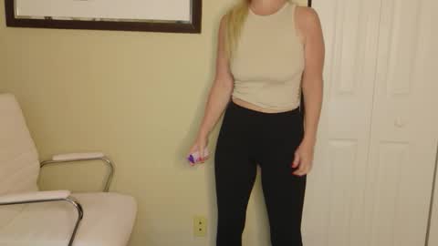 Amber online show from April 6, 2026, 6:42 pm