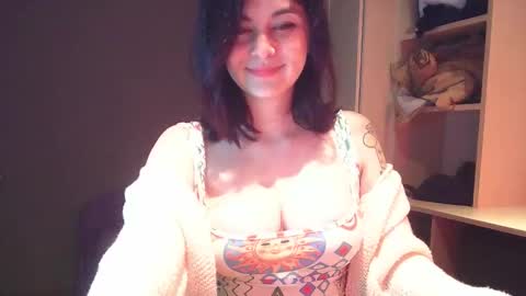 Summer online show from October 27, 2025, 6:56 pm