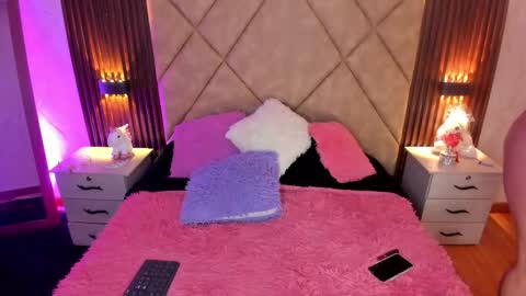       -  - online show from December 1, 2025, 1:38 pm