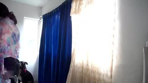 moon1 online show from April 9, 2026, 3:17 pm