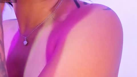 Snapshot of sun__03 chatting on November 8, 2025, 11:43 am sun online show from November 8, 2025, 11:43 am