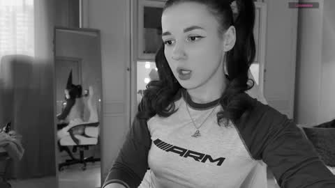 Miss Nelly online show from December 13, 2024, 7:25 am