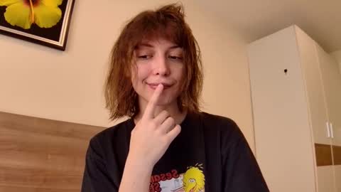 luna online show from March 10, 2025, 6:49 am