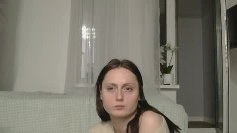 Snapshot of sun_sparkle chatting on January 15, 2026, 7:28 pm Olivia online show from January 15, 2026, 7:28 pm