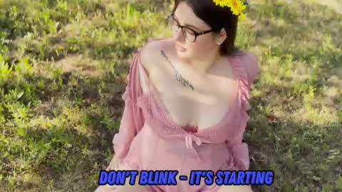 Tina. Im topless model  online show from March 3, 2026, 9:04 am