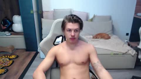 Alice and Sergey online show from February 3, 2026, 8:30 am