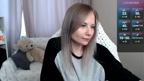 Naomi online show from April 13, 2026, 2:39 am