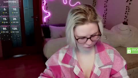 Snapshot of sunny_mood chatting on February 2, 2025, 6:37 am sunny mood online show from February 2, 2025, 6:37 am