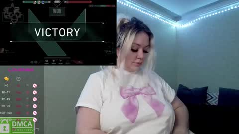 Snapshot of sunny_mood chatting on March 2, 2025, 9:22 pm sunny mood online show from March 2, 2025, 9:22 pm