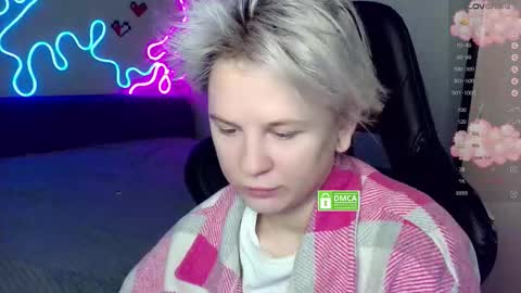 sunny mood online show from November 16, 2025, 7:14 am