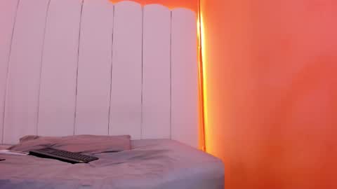 Sunny online show from January 14, 2026, 8:25 pm