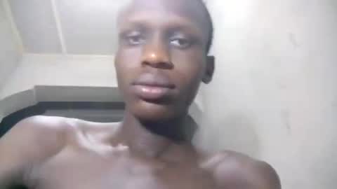 Sunnyblack2 online show from February 28, 2025, 10:28 pm