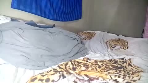 Sunnyblack2 online show from March 12, 2025, 12:36 pm