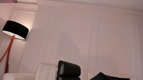 Snapshot of sunnyrivers_ chatting on January 21, 2025, 9:57 pm Sunny Rivers online show from January 21, 2025, 9:57 pm