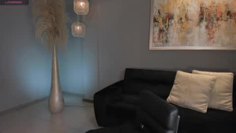Snapshot of sunnyrivers_ chatting on March 5, 2025, 9:15 pm Sunny Rivers online show from March 5, 2025, 9:15 pm
