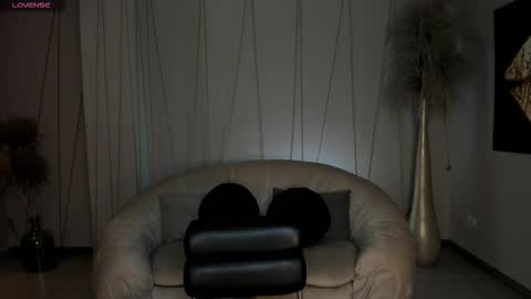 Snapshot of sunnyrivers_ chatting on September 16, 2025, 6:53 pm Sunny Rivers online show from September 16, 2025, 6:53 pm