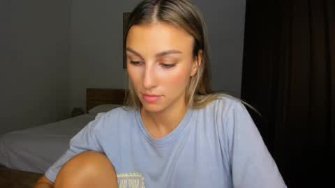 sunsetwithava online show from September 16, 2025, 5:08 am