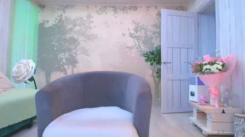 Eva  online show from March 14, 2026, 4:51 am