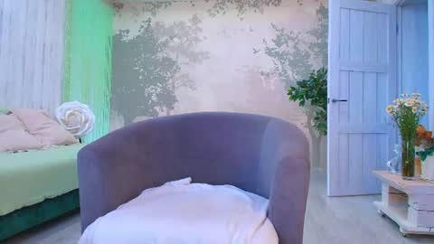 Eva  online show from June 14, 2026, 2:46 am