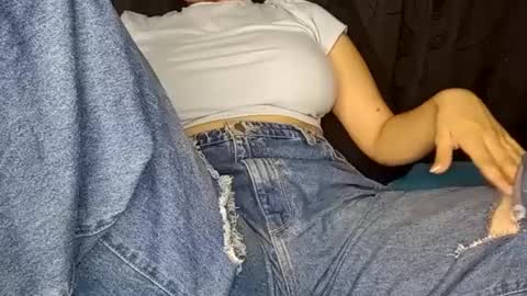 Annie online show from January 17, 2025, 12:42 am