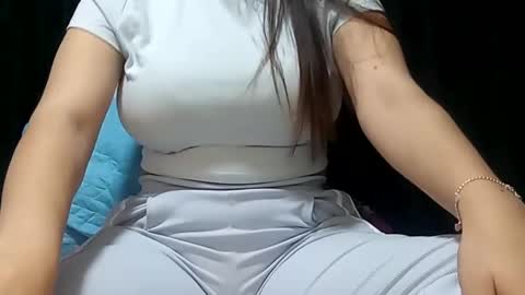 Annie online show from March 1, 2025, 1:11 am