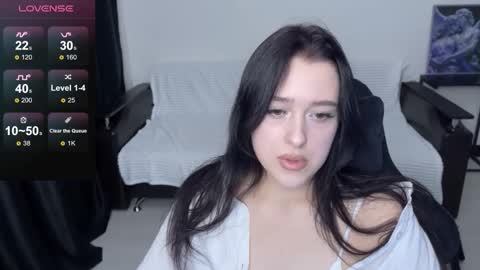 sunshine_j online show from October 2, 2025, 5:31 pm