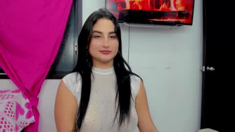 Andrea Rodriguez online show from December 9, 2024, 6:57 pm