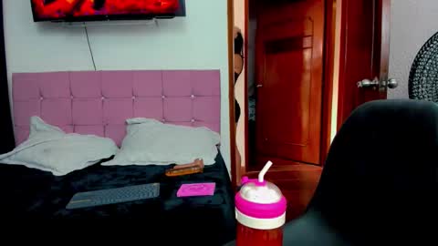 Andrea Rodriguez online show from October 2, 2025, 7:10 pm