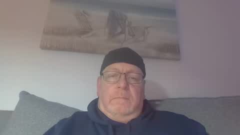 Sunspotbaby online show from November 17, 2025, 5:13 am