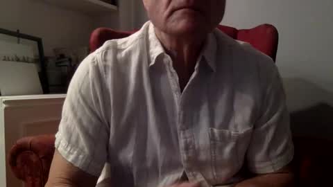 suntrdr077 online show from March 3, 2026, 11:10 pm