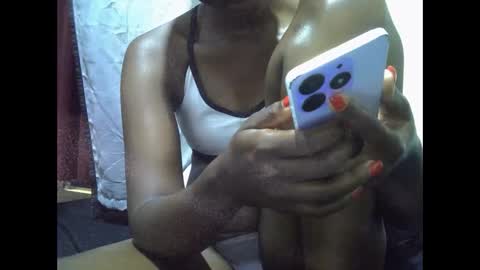 Liz online show from November 15, 2025, 11:40 am