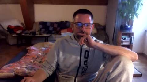 supersquirrel81 online show from March 15, 2026, 4:02 pm