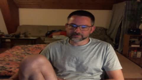 Snapshot of supersquirrel81 chatting on May 23, 2026, 1:22 am supersquirrel81 online show from May 23, 2026, 1:22 am