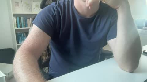 Snapshot of surfstar81 chatting on July 16, 2026, 6:30 am surfstar81 online show from July 16, 2026, 6:30 am