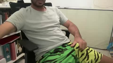 surftravel online show from February 28, 2025, 8:07 pm