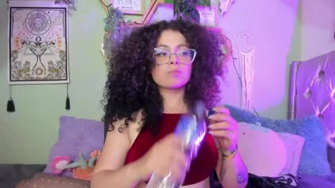 Snapshot of susan_bluee chatting on January 25, 2025, 9:26 am Susan online show from January 25, 2025, 9:26 am