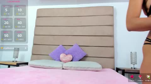 Susan online show from October 2, 2025, 8:05 pm