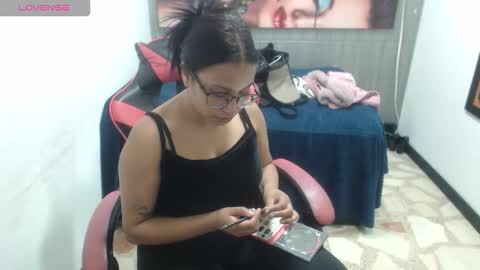 susan online show from December 2, 2025, 9:10 pm