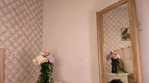 Snapshot of susana__sanchez chatting on April 13, 2026, 11:27 am SUSANA online show from April 13, 2026, 11:27 am