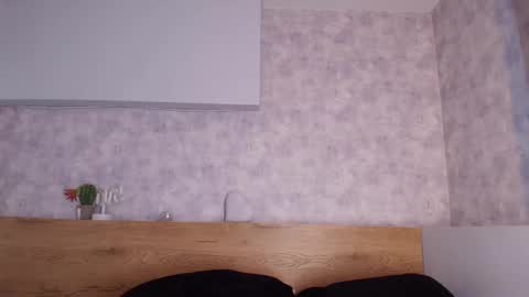 Snapshot of susana_huston chatting on October 9, 2025, 6:06 pm susana_huston online show from October 9, 2025, 6:06 pm