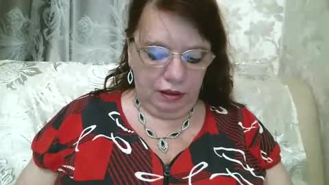 SusanaAhSun online show from December 17, 2024, 11:49 am