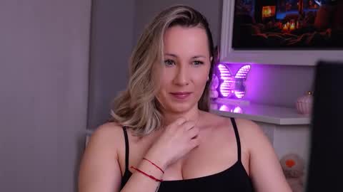 SusanJewel online show from February 24, 2026, 8:12 am