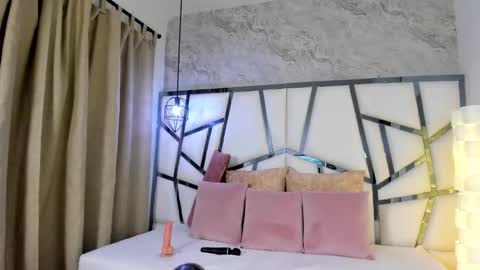 Snapshot of susanna_cute chatting on February 11, 2026, 1:27 pm susanna_cute online show from February 11, 2026, 1:27 pm