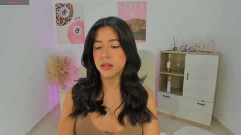 Sussan Monroe online show from April 22, 2026, 8:17 am