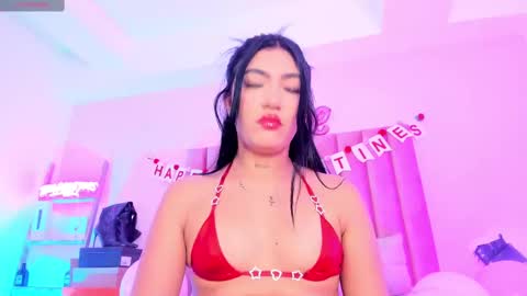 Sussan Nicole  online show from February 14, 2025, 1:08 pm