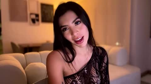  Susy  online show from December 1, 2025, 11:54 pm