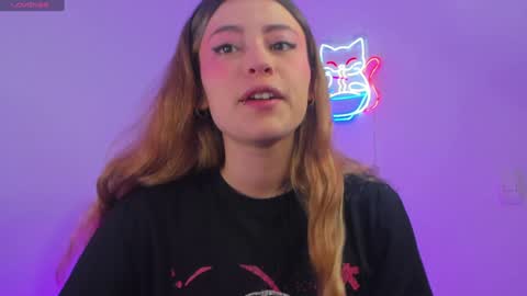 Snapshot of susssan_ferry chatting on December 22, 2024, 5:34 am Susy online show from December 22, 2024, 5:34 am