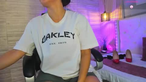 Snapshot of sussy__stone chatting on March 16, 2026, 11:58 am online show from March 16, 2026, 11:58 am