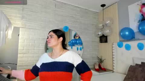 Snapshot of sussy__stone chatting on June 9, 2026, 11:33 am online show from June 9, 2026, 11:33 am