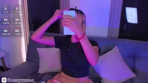 Snapshot of sussy_rosse_2 chatting on October 19, 2025, 12:22 am Susana online show from October 19, 2025, 12:22 am